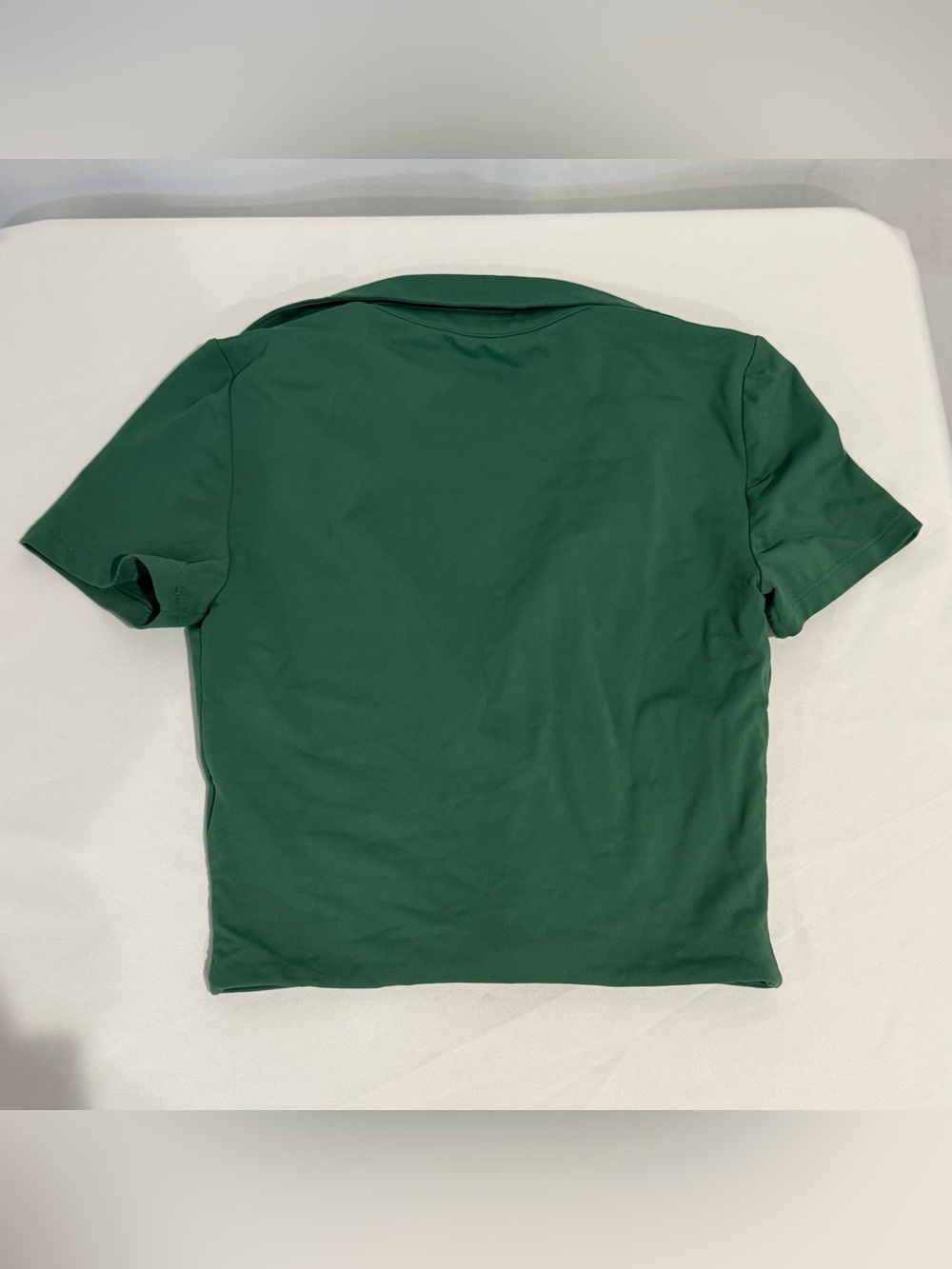 Babaton Contour Collared V-Neck Crop Top - Picture 2 of 2